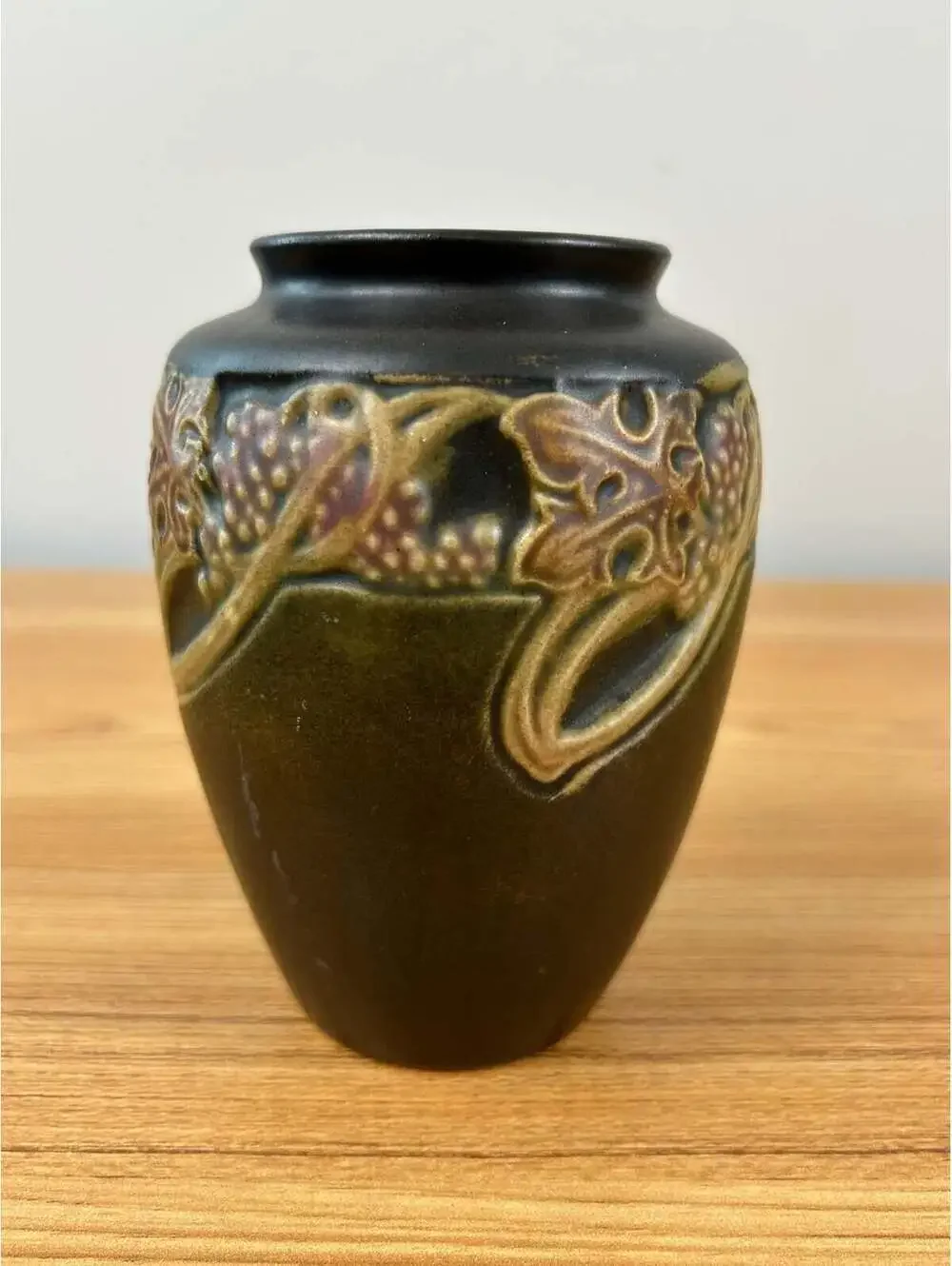 Roseville Rosecraft Vintage Brown 1925 Vintage Art Pottery Ceramic Vase 274-5